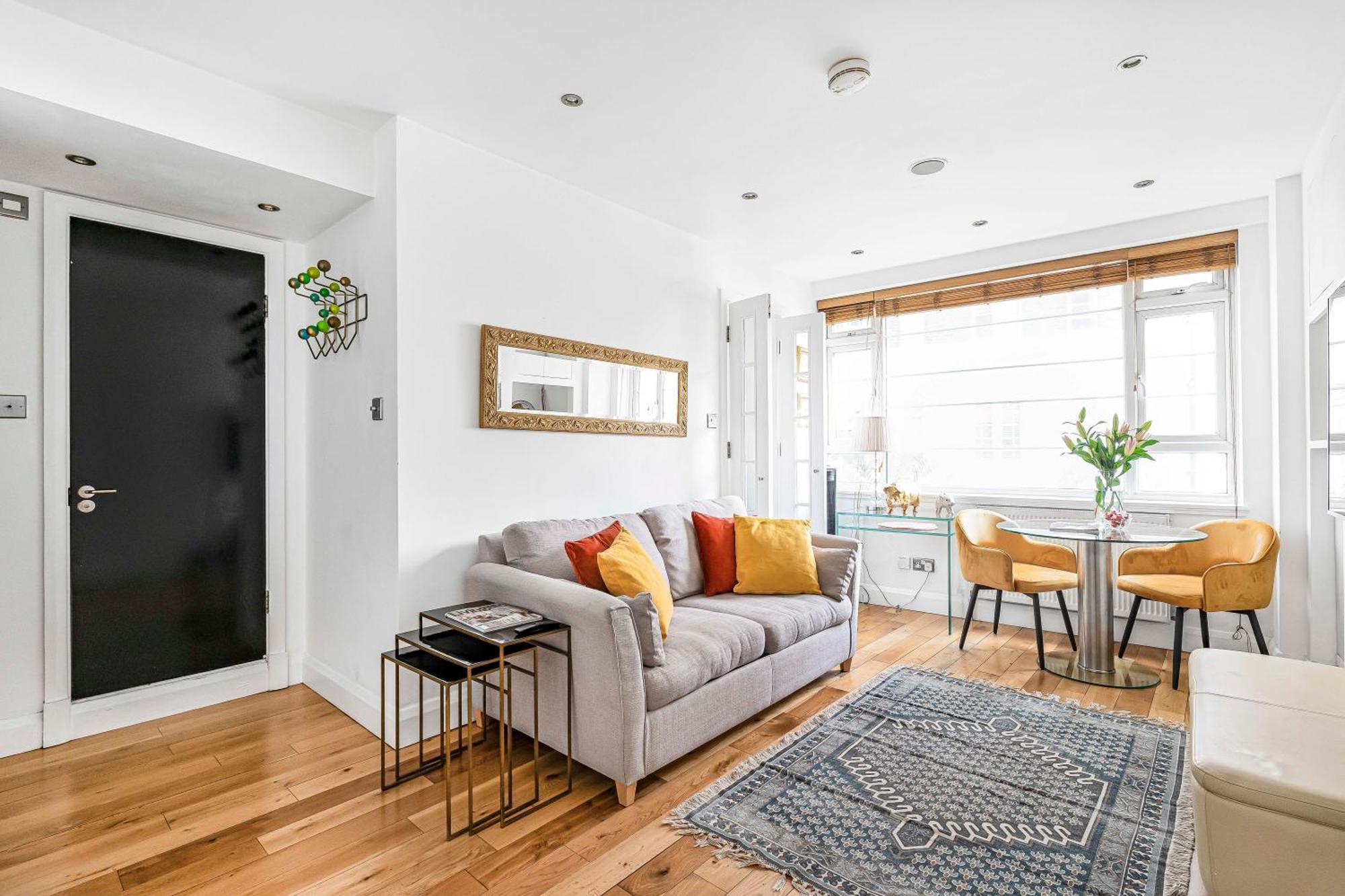 Elegant 1 Bedroom Flat Near Harrods Apartment London